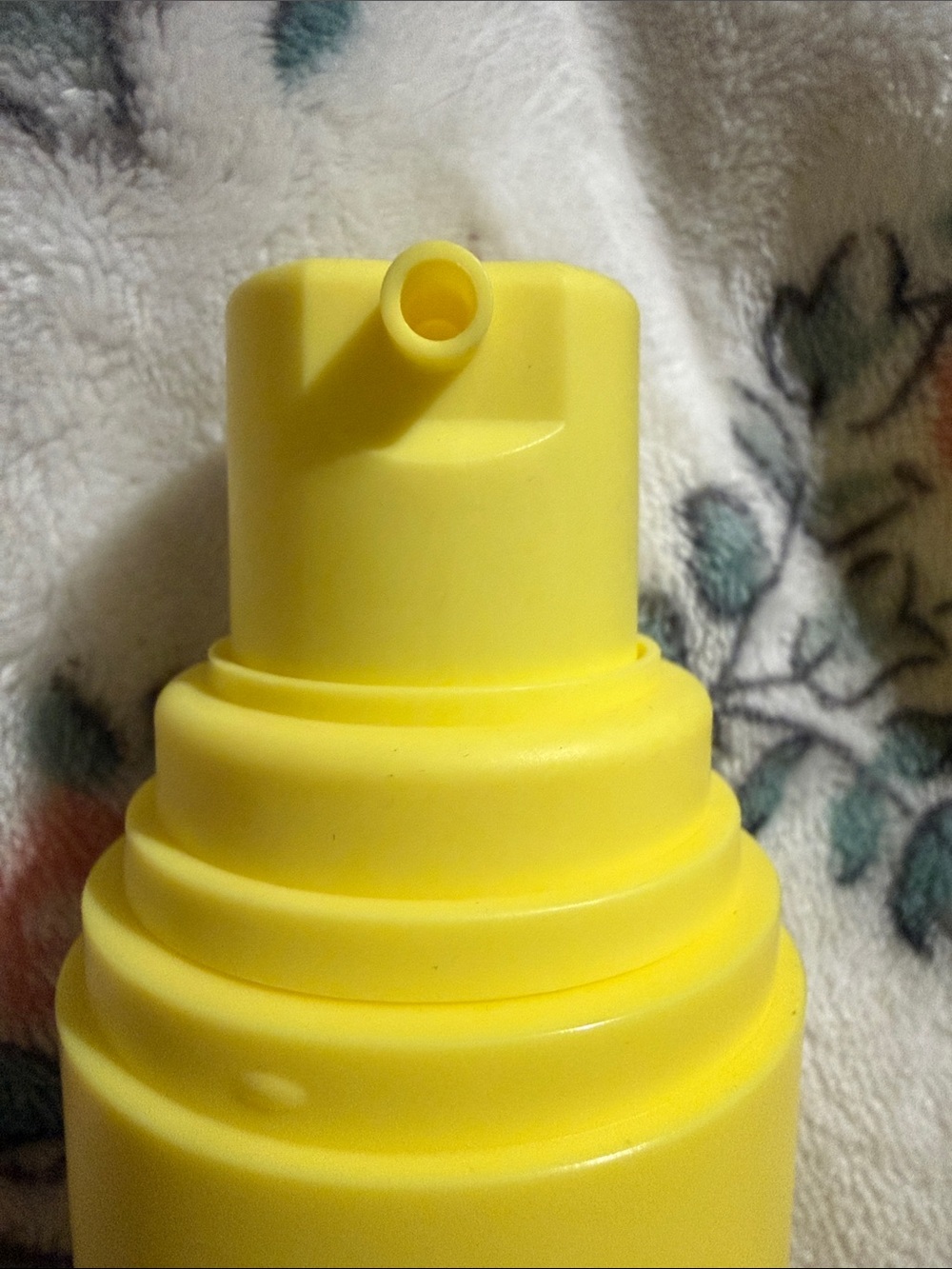 TRULY Sunshine Vibes Smoothing Shave Cream - Picture 3 of 3